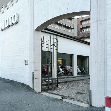 Appartamento Aida - Near The Center With Private Parking E Ac Como Luaran gambar