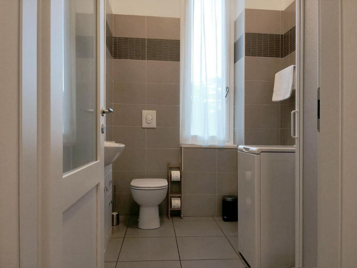 Appartamento Aida - Near The Center With Private Parking E Ac Como Luaran gambar