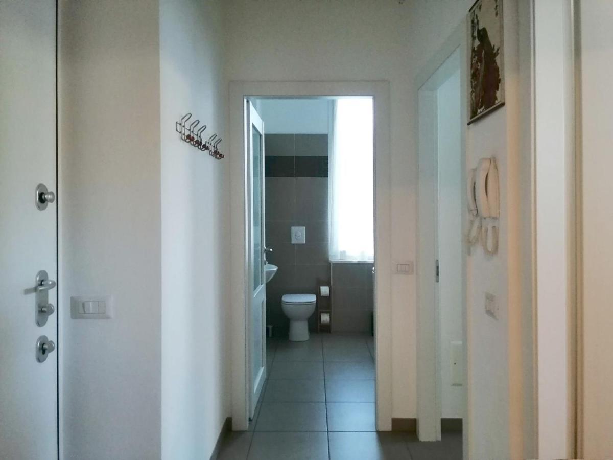 Appartamento Aida - Near The Center With Private Parking E Ac Como Luaran gambar