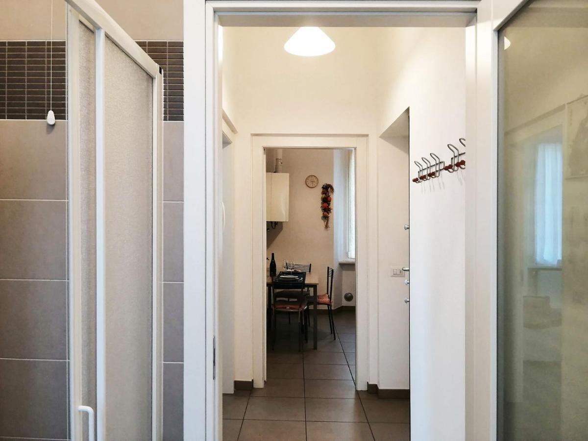 Appartamento Aida - Near The Center With Private Parking E Ac Como Luaran gambar